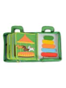 MONTESSORI foglalkoztató könyv textilből Happy Farm