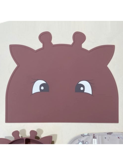 NUUROO Albert szilikon tányéralátét- Mahagoni zsiráf